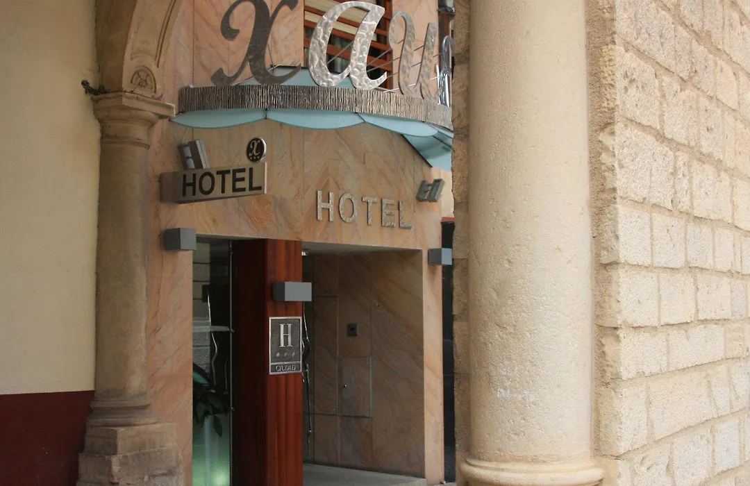 Hotel Xauen En Pleno Centro Con Acceso Autorizado Y A 100M De La Catedral-1